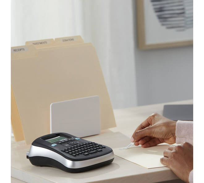 Labelprinter Dymo LabelManager 210D draagbaar qwerty 12mm zwart