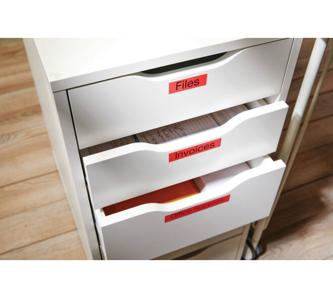 Labeltape Dymo LabelManager D1 polyester 24mm zwart op rood