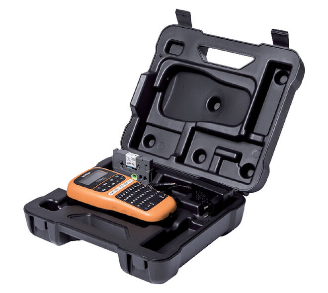 Labelprinter Brother P-touch TZe PT-E110VP draagbaar qwerty 12mm oranje