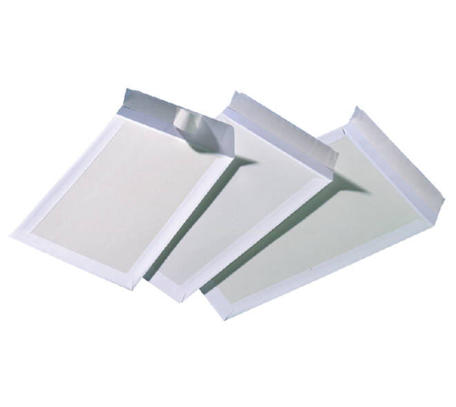 Envelop Quantore bordrug EA4 220x312mm zelfklevend wit 100 stuks