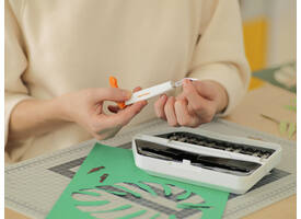 Precisiemes Fiskars Medium Duty set à 12 mesbladen wit