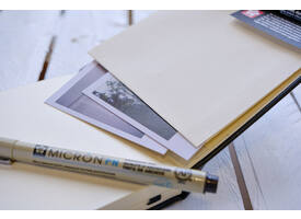 Schetsboek Sakura 80 witte vellen 140gr 90x140mm zwart