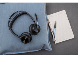 Headset HP POLY Voyager Focus 2 USB-C met oplaadstation