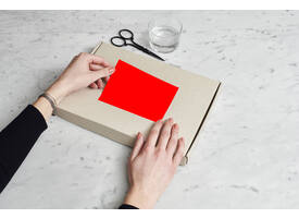 Etiket Rillprint 70x37mm fluor rood 2400 stuks