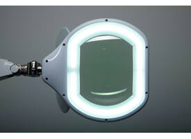 Loeplamp MAUL Crystal LED dimbaar tafelklem lens 234 cm2 wit