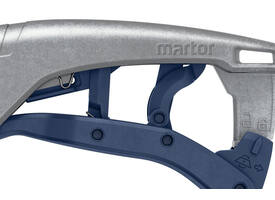 Veiligheidsmes Martor Secunorm 610 XDR trapezium 18mm zilver