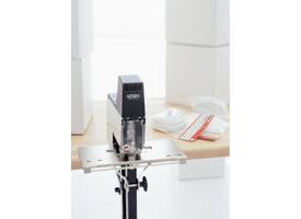 Nietmachine Rapid Classic 106E elektrisch 66/6-8 50 vel wit/zwart