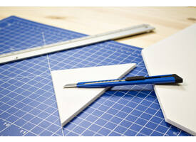 Snijmes Westcott Office 9mm met schuifsluiting en metalen houder blauw