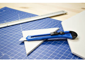 Snijmes Westcott Office 18mm met schuifsluiting blauw