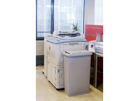 Afvalbak Rubbermaid Slim Jim vertrouwelijke documenten 87 liter grijs