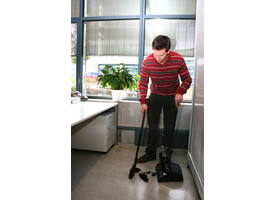 Stofblik Rubbermaid Executive Lobby Pro met lange steel zwart