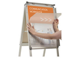 Stoepbord Nobo Essence A2 47,5x89cm met kliklijst