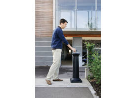 Asbak Rubbermaid Groundskeeper Tuscan vrijstaand zwart